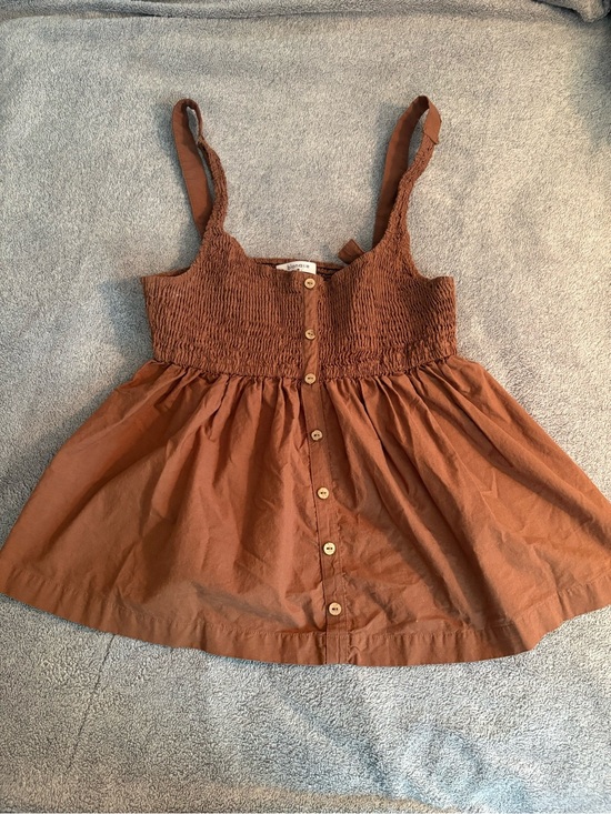 Blanque Tops - Blanque Brown Smocked Peplum Cami Large 100% Cotton Buttons Feminine